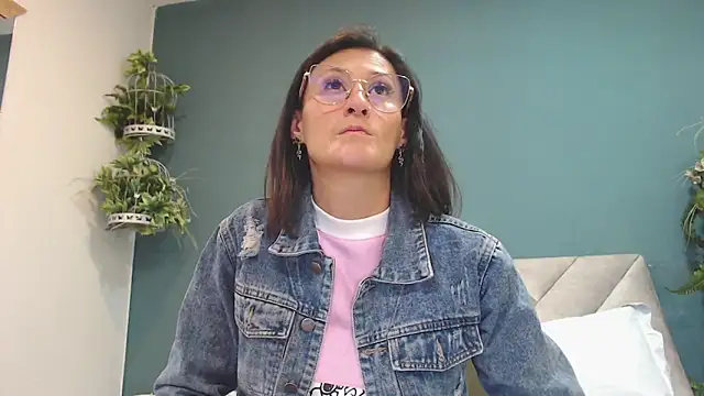 SharisWillian online show from December 20, 4:38 am