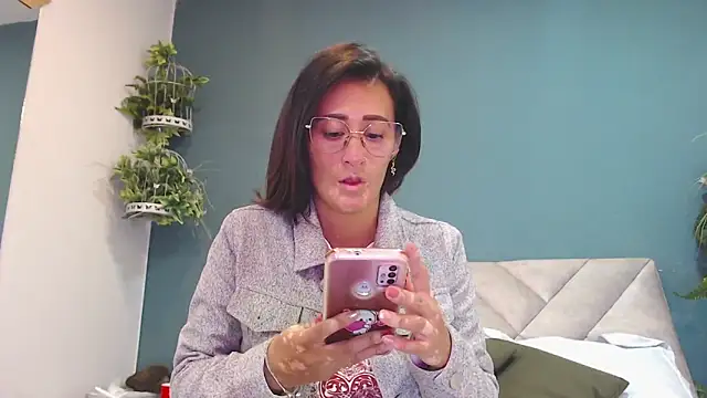 SharisWillian online show from December 3, 3:42 am