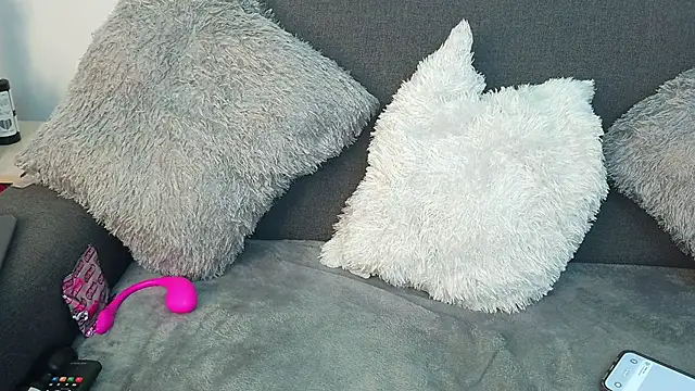 mia roux13 online show from September 17, 7:23 pm