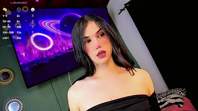 Charming J online show from February 22, 7:09 am