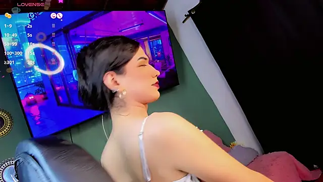 Charming J online show from February 27, 1:49 am