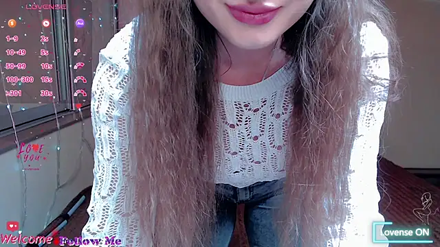 LizaSenri online show from April 18, 8:17 am