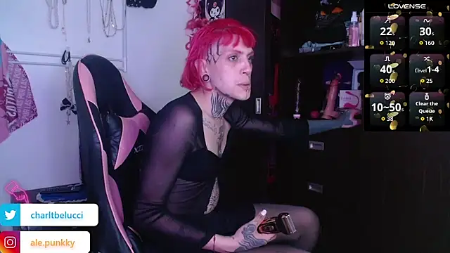 charlotbelucci  online show from February 14, 6:32 pm