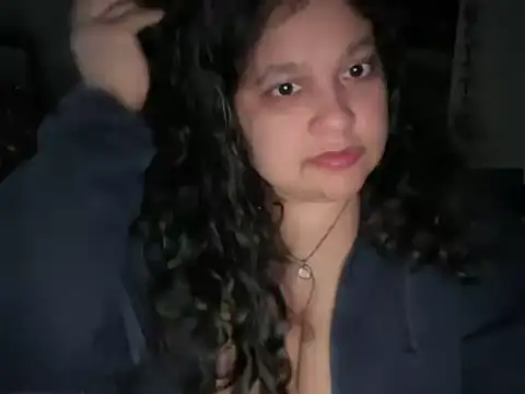 MelanieFawker online show from November 5, 1:00 am