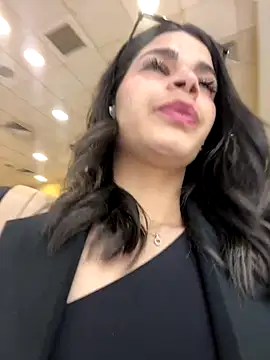 Leah Honey26 online show from November 12, 8:40 pm