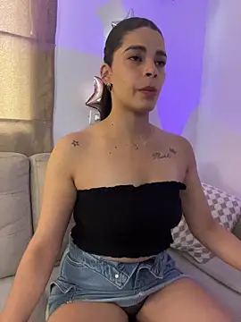 Leah Honey26 online show from February 16, 9:36 pm