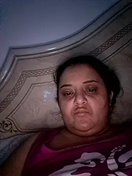 sarahhh1987 online show from January 8, 8:13 pm