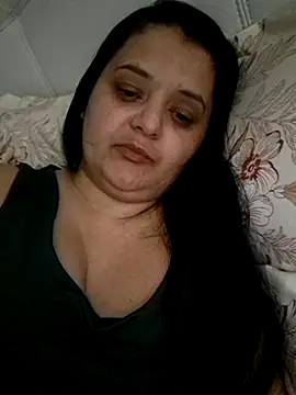 sarahhh1987 online show from April 1, 6:16 pm