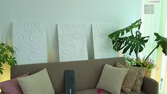 Snapshot of ScarlletFoxx chatting on September 19, 8:52 pm ScarlletFoxx online show from September 19, 8:52 pm