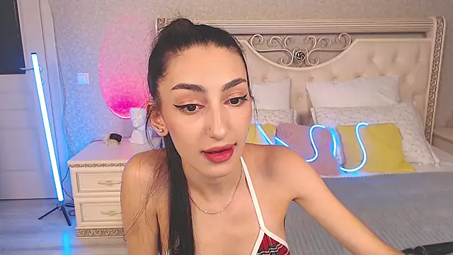 Lina Robbins online show from October 21, 3:21 am