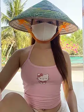 BabyThree  online show from March 8, 7:34 am