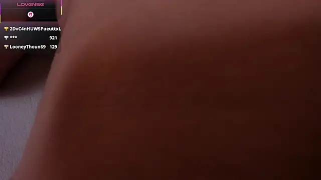 SOPHICARTERS online show from October 25, 4:14 pm