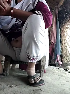 Miss Ayesha online show from April 9, 10:42 am