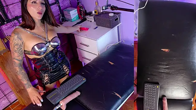 alexia aitanaa  online show from March 11, 10:23 pm