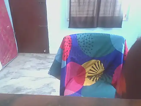 hot-saniya01 online show from January 8, 7:23 am