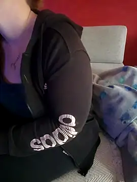 cruellaculdenfer67 online show from October 3, 7:46 am