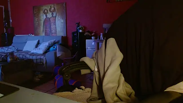 cruellaculdenfer67 online show from November 30, 10:03 pm