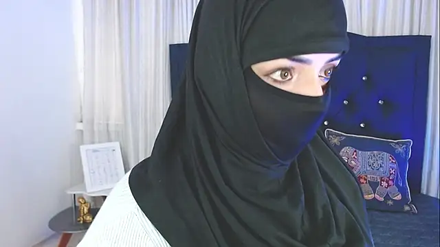 Uzra hayed online show from November 14, 7:58 pm