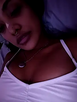 VictoireFeller online show from October 16, 4:15 am