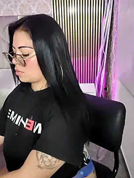 martinna tay online show from March 20, 4:06 am