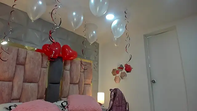 Charlotte Ice1 online show from February 14, 2:52 pm