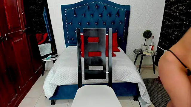 LILIANHOT-milf online show from December 22, 8:34 pm