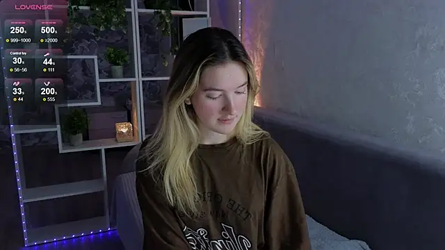 flawless angell online show from October 30, 7:37 pm