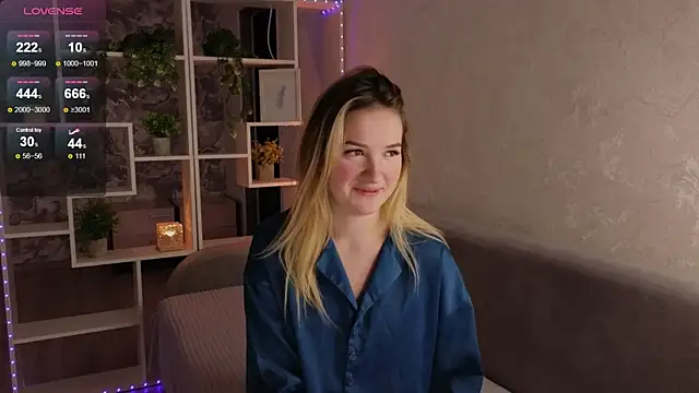 flawless angell online show from November 4, 3:33 am