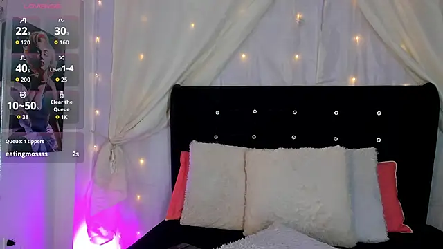 Laurablue online show from November 15, 1:17 am