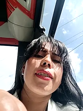  andrea30 online show from April 1, 1:41 pm