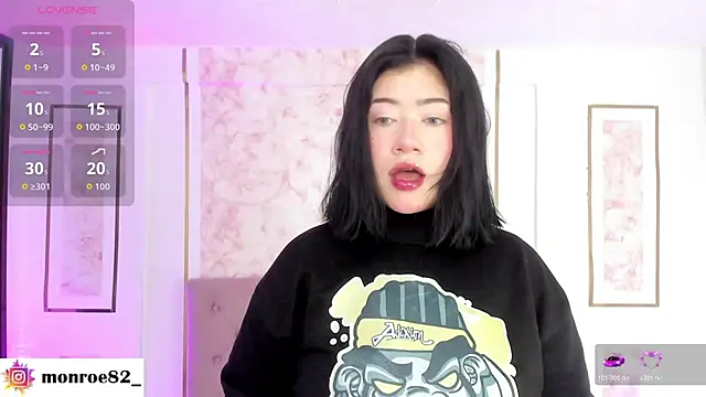 GENNESIS LOVE online show from April 30, 1:22 am