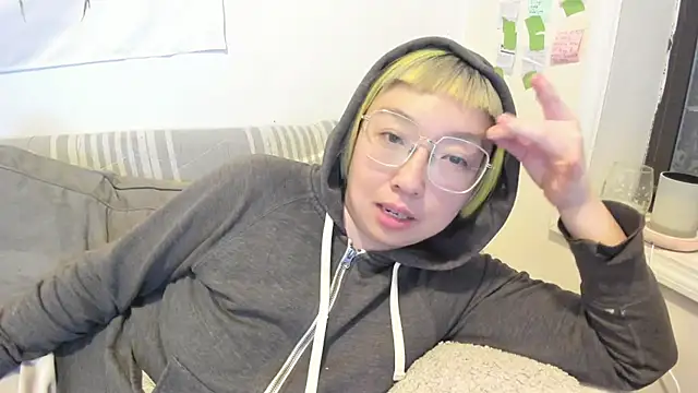 luxgray online show from March 30, 11:59 pm