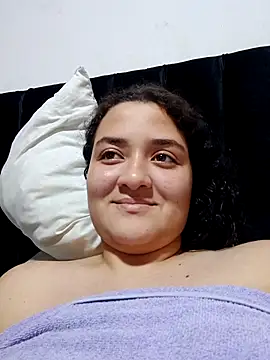 Liancy online show from October 31, 8:35 pm