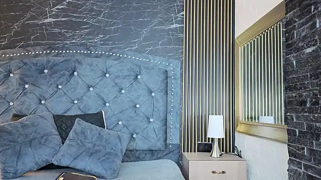 diosagolden online show from September 17, 1:47 am