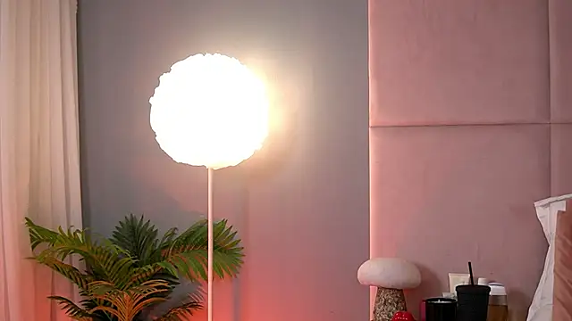 AlmaLuv online show from March 2, 4:34 am