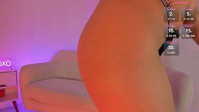 MeganBakerr  online show from October 12, 3:58 pm