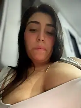 emma  cute   online show from April 1, 12:06 pm