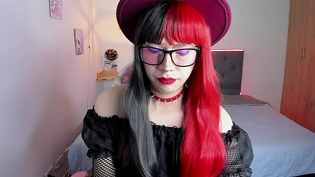 paula kawaiifu  online show from November 29, 2:32 pm