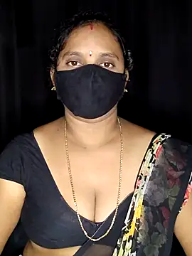 vintage-vibs online show from October 31, 6:01 pm