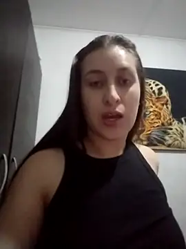 dulccemaria24 online show from March 27, 1:51 am