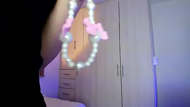 mia nevaeh online show from March 21, 5:51 pm