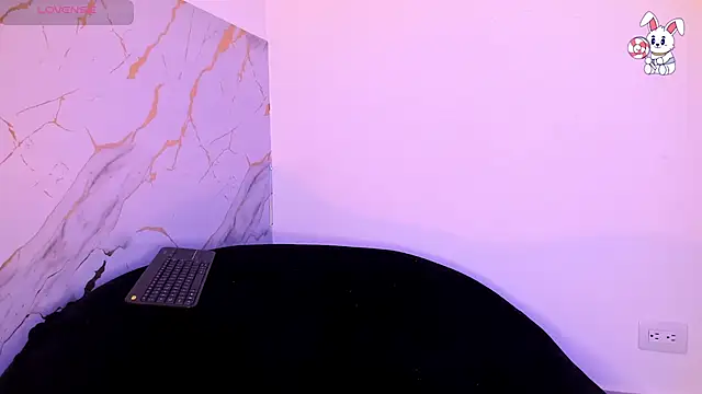  noahjones online show from February 7, 2:43 pm