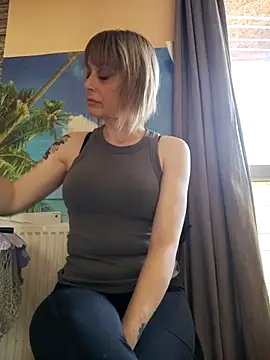 MySweetcum69 online show from November 25, 11:45 am