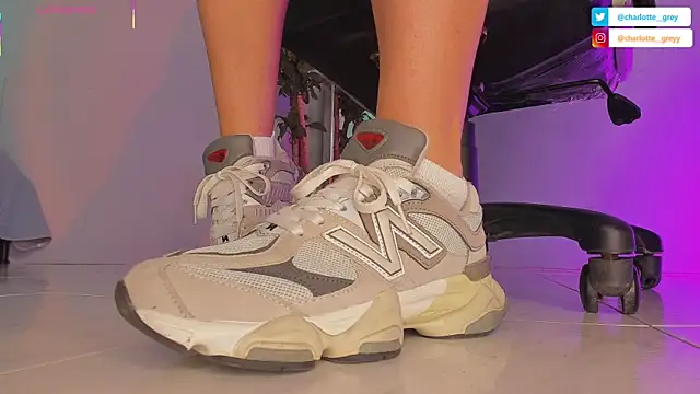 charlotte  grey online show from September 22, 8:18 pm