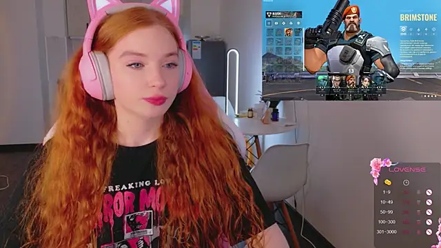 cinnabon girls online show from May 4, 4:22 pm