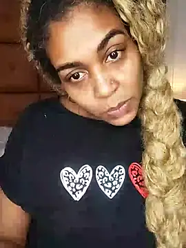 ELLA KELLY online show from December 2, 11:45 am