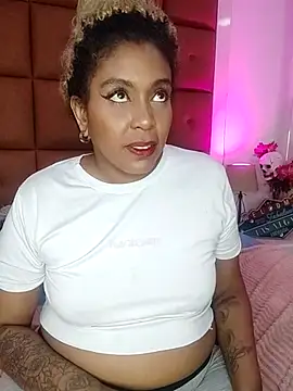 ELLA KELLY online show from October 28, 12:22 pm