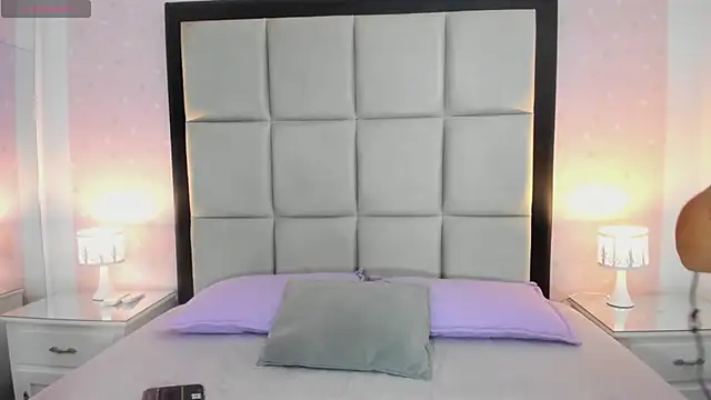 MiaWinx online show from April 14, 8:53 pm