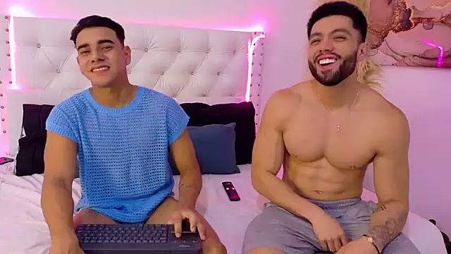 Mackenzzie 777  online show from September 11, 3:51 am