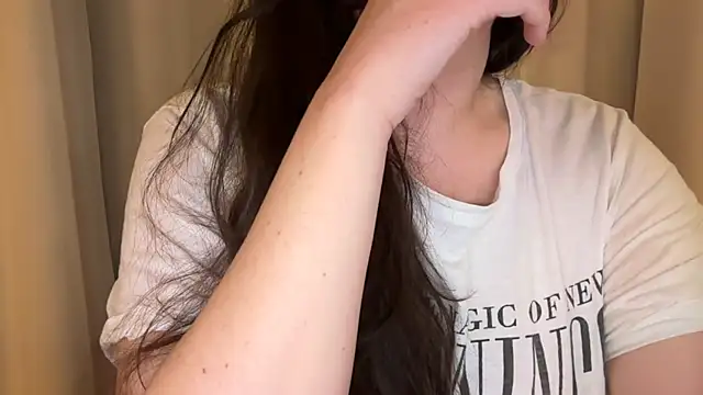 Sandysecret online show from April 21, 8:05 pm